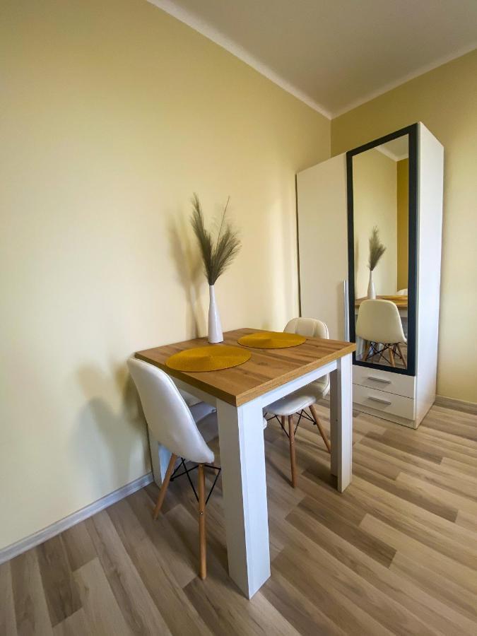 Fresh Smartly Designed Studio Flat & Sunny Balcony Budapest Ngoại thất bức ảnh